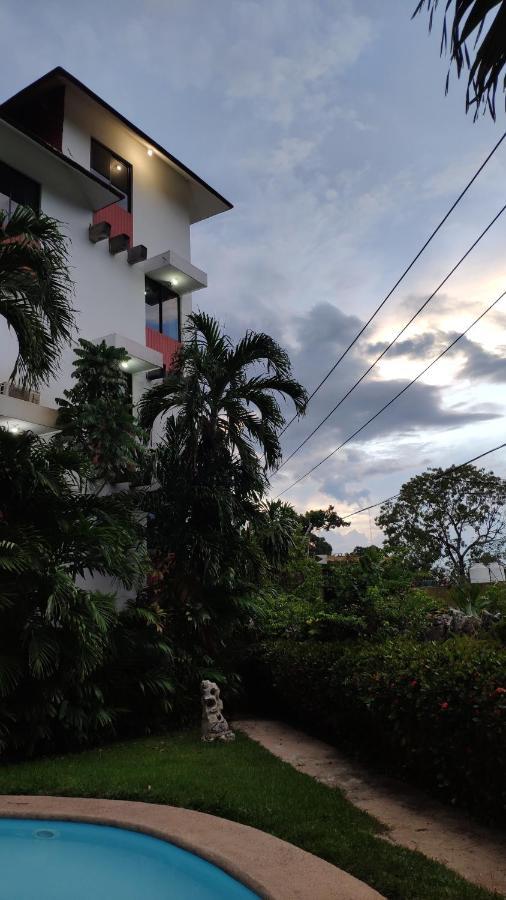 Hotel Canada Internacional Palenque Exterior photo